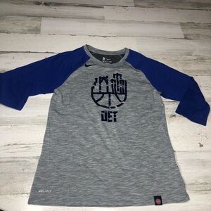 Nike Detroit Pistons shirt size small athletic cut